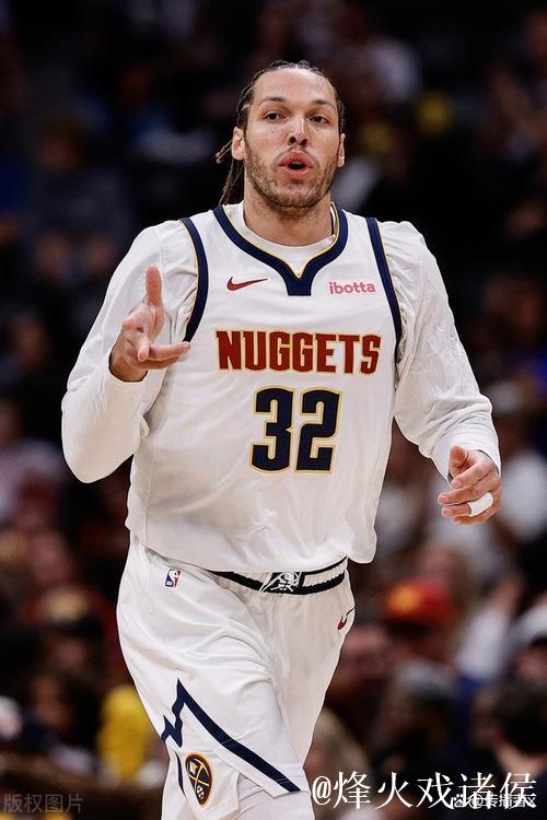 双子星与火箭完成提前续约 戈登4年1.33亿续约掘金 双子星与火箭完成提前续约 戈登4年1.33亿续约掘金